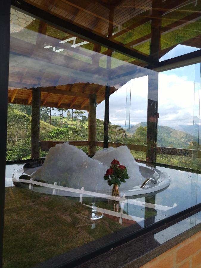 Chales Xanoti Oferece Conforto E Tranquilidade. Sapucai-Mirim Exterior photo